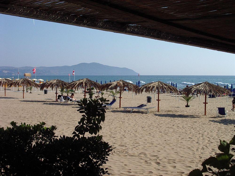 Baia Del Sole Ξενοδοχείο Πέστουμ Εξωτερικό φωτογραφία