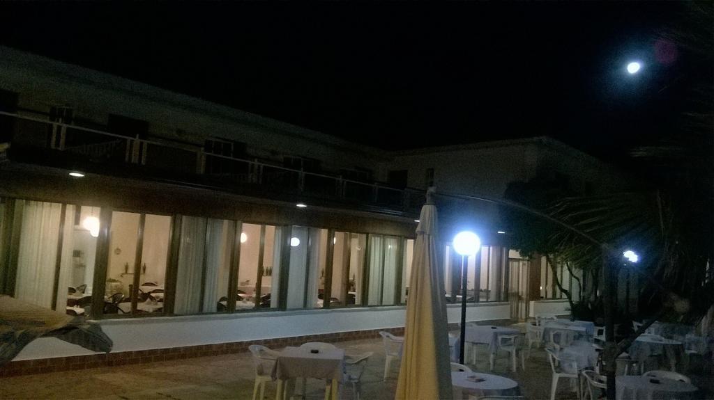 Baia Del Sole Ξενοδοχείο Πέστουμ Εξωτερικό φωτογραφία